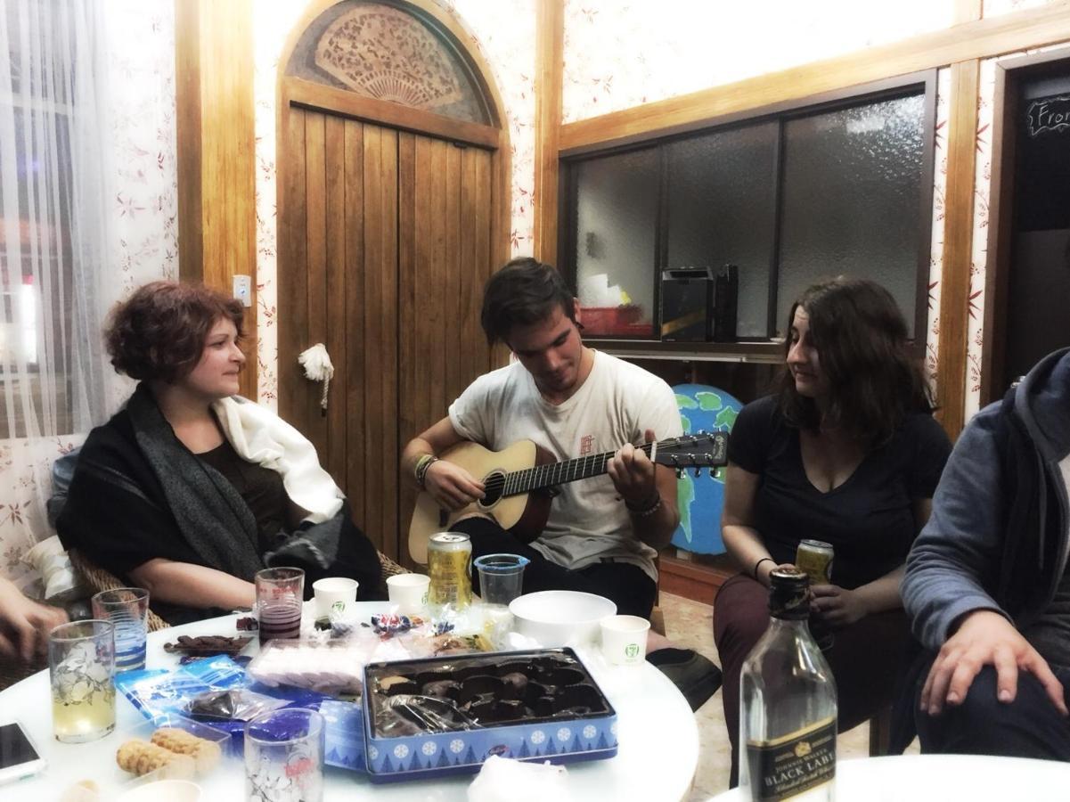 Hostel Of Rising Sun 昇行旅 Vĩnh Hòa Ngoại thất bức ảnh